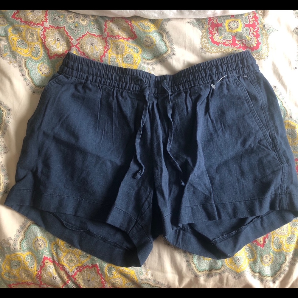 Old Navy navy blue cotton/linen shorts